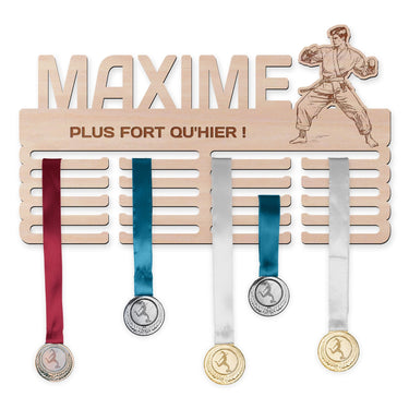 Obešalnik za medalje - Karate, moški 